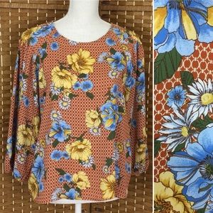 Forever 21 Floral Contemporary Blouse Sz L